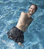 Nick Vujicic: Người cụt cả chân tay truyền cảm hứng sống cho cộng đồng!